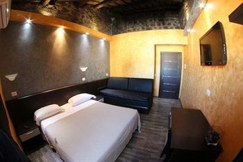 Hotel Domus 2*